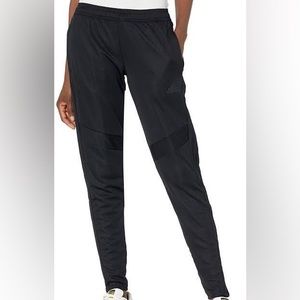 Adidas triple black trio soccer pants ⚽️